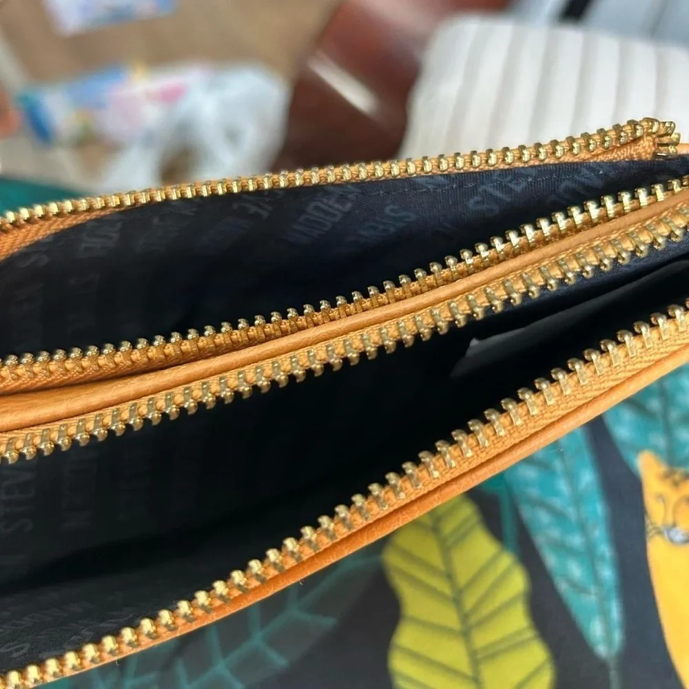 💛 Steve Madden Mustard Pebbled Leather Wristlet | Double Zipper | Bold & Chic